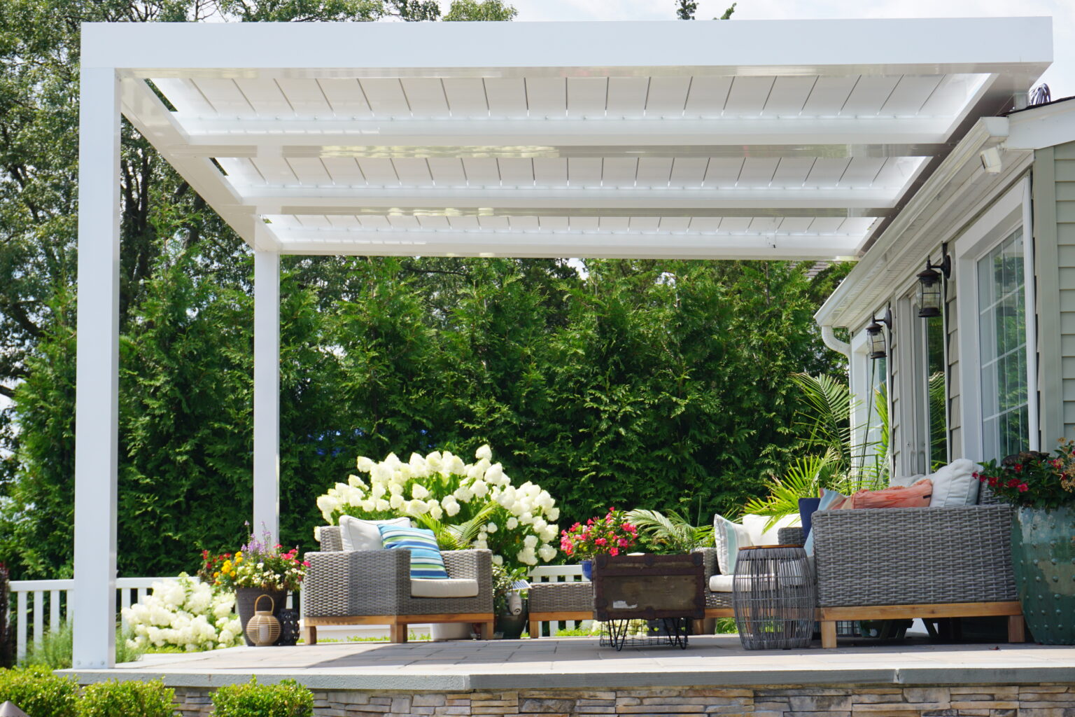 Louvered Roof System